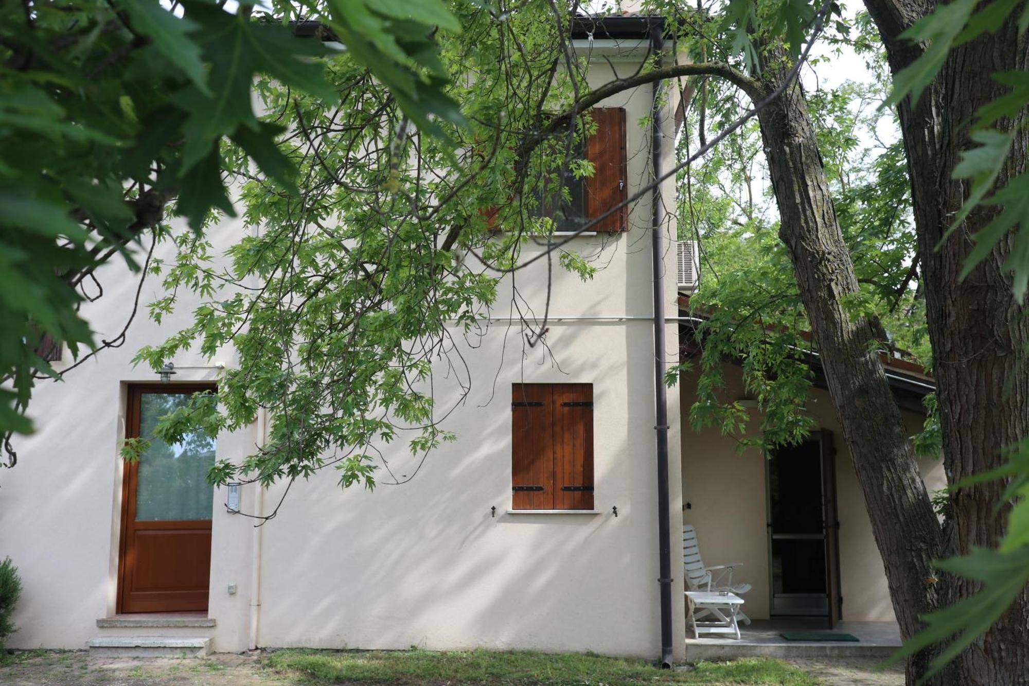 Holiday Home Giaron ロゾリーナ エクステリア 写真