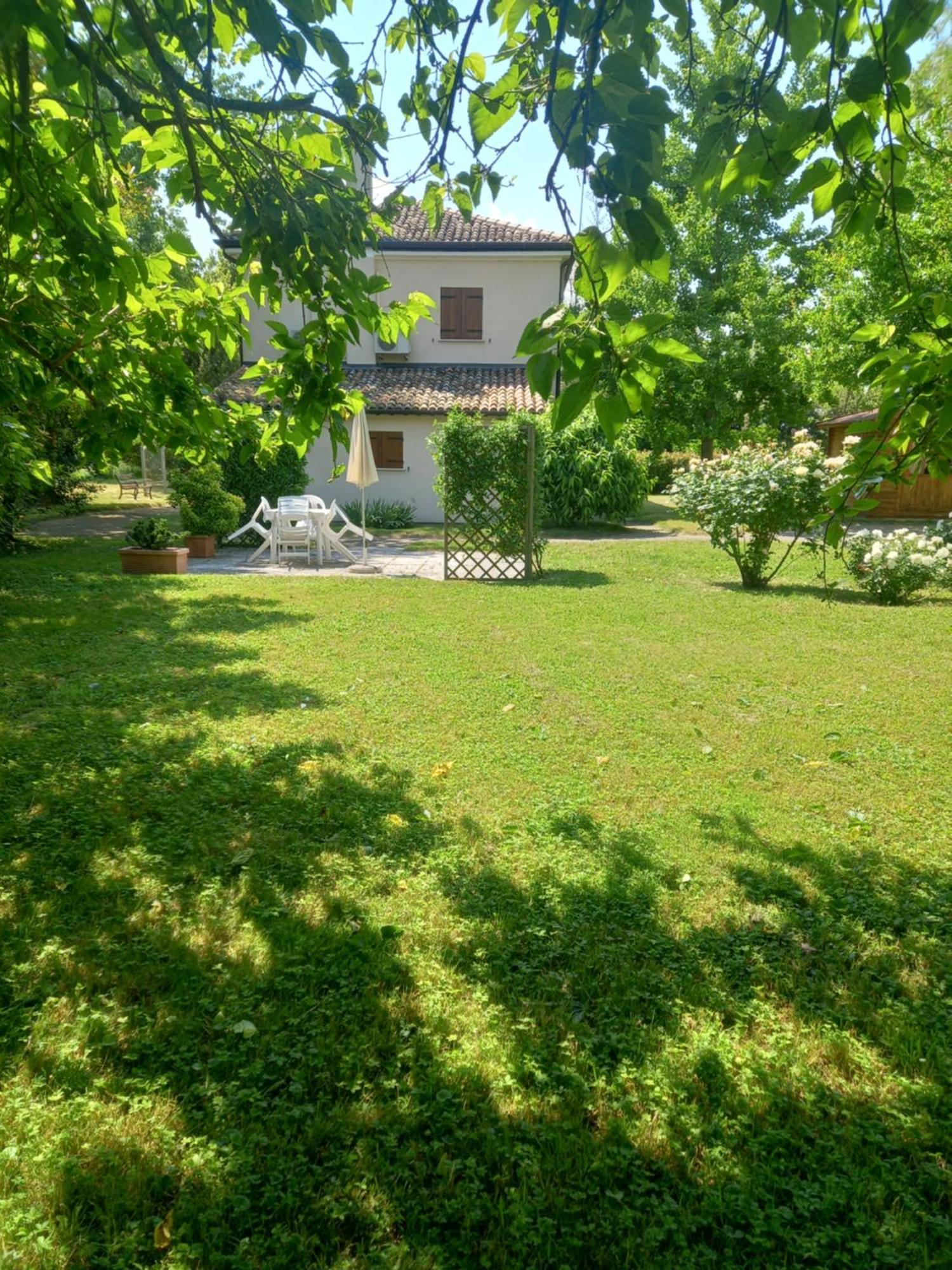 Holiday Home Giaron ロゾリーナ エクステリア 写真